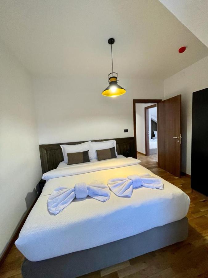 Mia'S Favorite Hotel Μαύροβο Εξωτερικό φωτογραφία